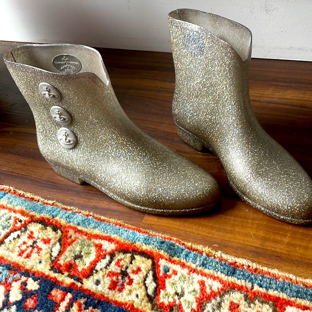 Vivienne Westwood Anglomania  x Melissa Silver Glitter Rain booties.